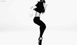 obey-myconfidence:  Follow Me c: 