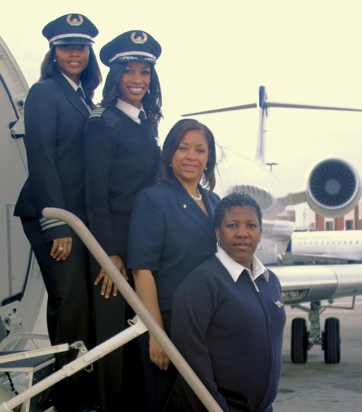notinthehistorybooks: The first African American all women flight crew, 2009 From