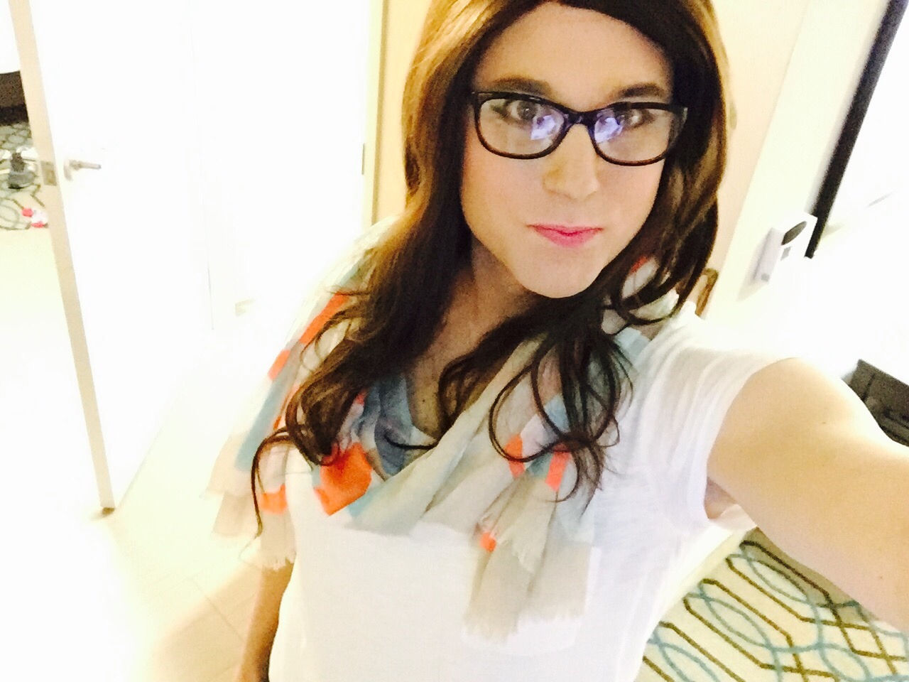 kellicd30:  Hotel room to myself?!? Shopping and being me ☺️
