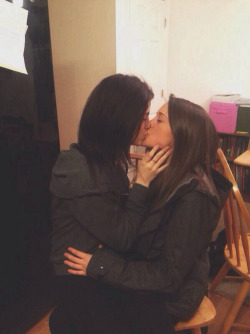 the-inspired-lesbian:  Love &amp; Lesbians ♡I need to follow more blogs, checking out all new followers