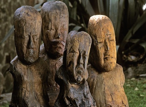 tlatollotl:Olmec wooden figures from El Manatí, Mexico. El Manatí was the site of a sacred Olmec sac