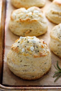 do-not-touch-my-food:  Rosemary Goat Cheese