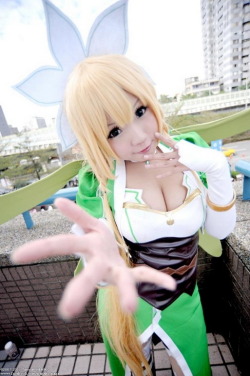 hotcosplaygirl:  Cosplay girl http://hotcosplaygirl.tumblr.com/