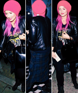 cantstopdemi:  Demi went out to dinner with