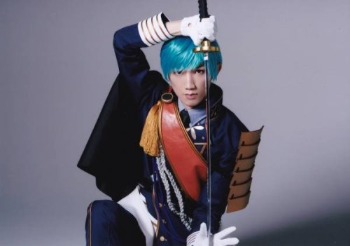 aokinsight:[ TOUKEN RANBU Stageplay Bromide ]Someya Toshiyuki as Tsurumaru Kuninaga Hirose Daisu