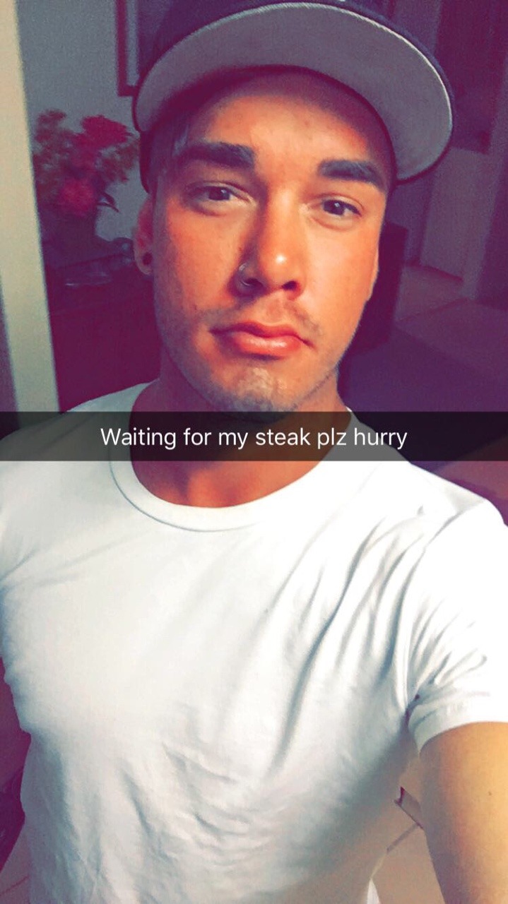 caughtjerking:  Scottie is 21 yrs old and a 6'2 hunk from Brisbane, Australia. This