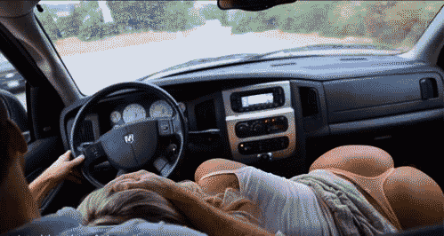 thetrippyking:  the best kind of blowjob
