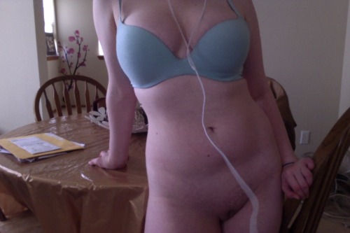 omomeup:  Morning lovely little pervs<3 