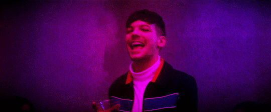Louis Tomlinson Gifs Louis Tomlinson Miss You Official Video