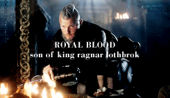 fat-walda:jon snow and björn ironside + parallelshappy birthday @brucealderson!!!!!