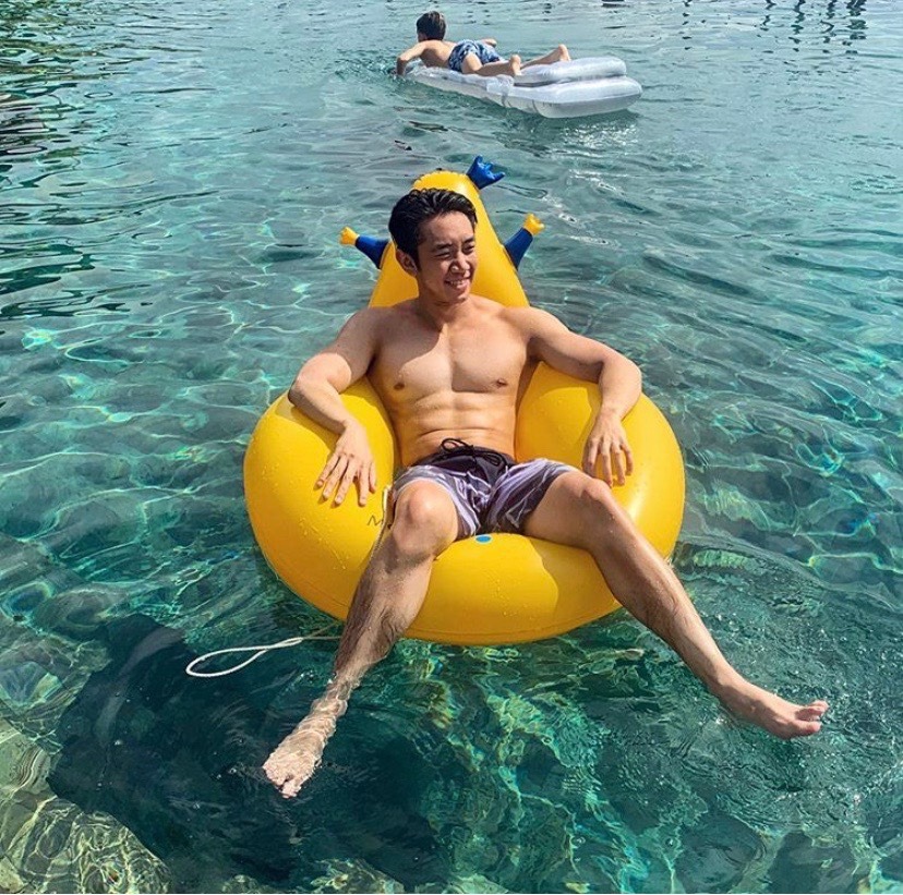 sgnottiboysv2: leftypointy:   HOT! 