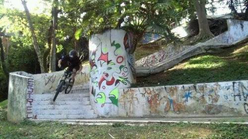 labeda:  João Paulo Labeda - Praça WW - São Paulo, Brasil.