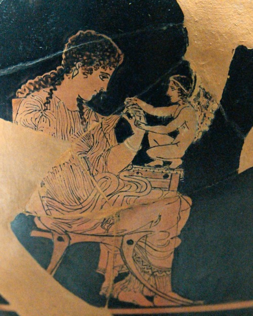 lionofchaeronea:A seated woman with Eros.  Attic red-figure skyphos, attributed to the Shuvalov Pain