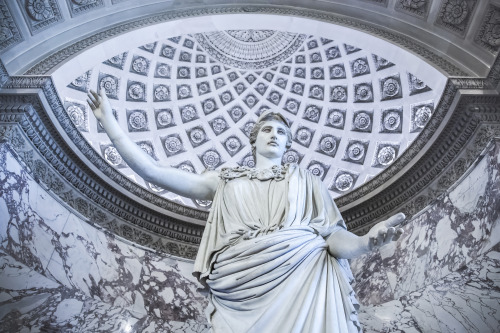 kevinmillet:Athéna.Statue de marbre « La Pallas de Velletri » sculptée vers 430 av JC par Crésillas.