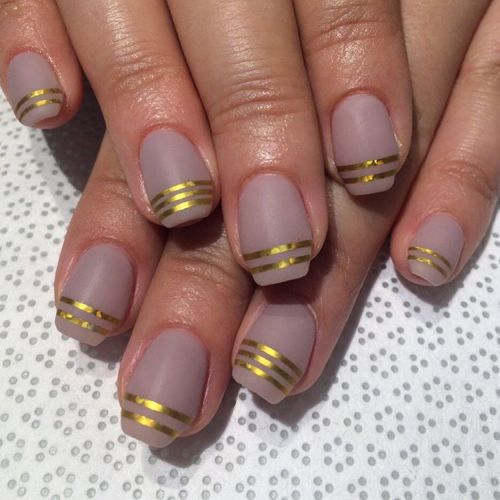 @ayumutksw #Ayumu #handpainted #mattenails #gelnail #nailart #VanityProjects (at Vanity Projects)