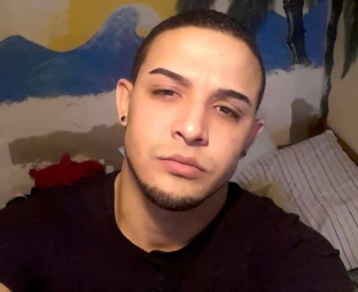 Thanks King for the hot photos.  Hit him up at:IG:  Mr_Wade_2_U  Kik mrwade9.5https://www.facebook.com/JrWade12Please