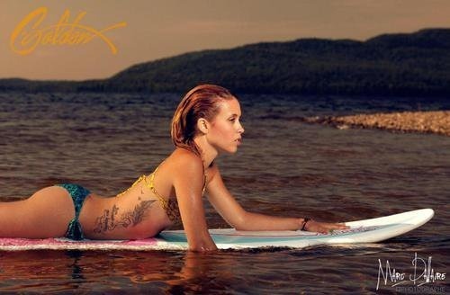 Porn photo surfing-girls:  Surf Girl