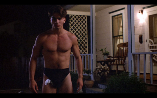 Eight days a week the bad boyfriend bullies the protagonist until the latter discovers the bad 