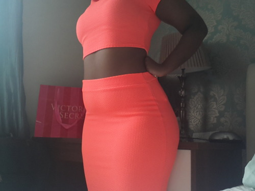 my-drippingwettpussay:  Me..  New fave outfit.