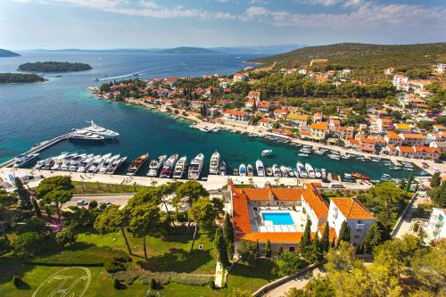 luxuryaccommodations:  Martinis MarchiAn 18th-century Baroque castle turned luxury hotel on the Croatian island of Solta, Martinis Marchi is so exclusive it only has 6 suites to accommodate guests in supreme comfort.While every unit is unique, each is