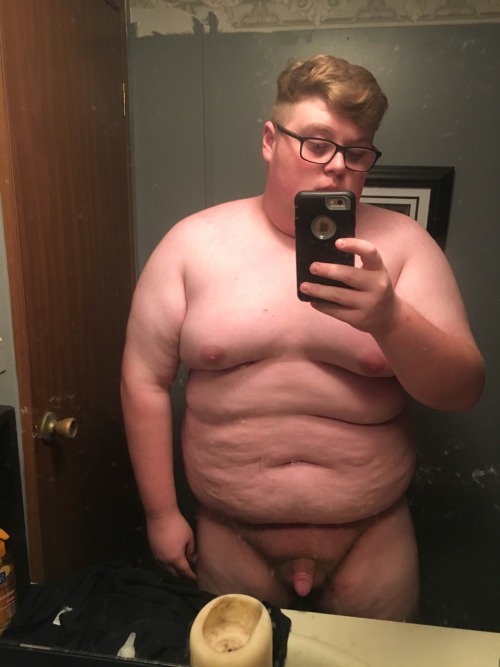 Porn photo who is this big boy? i want him!
