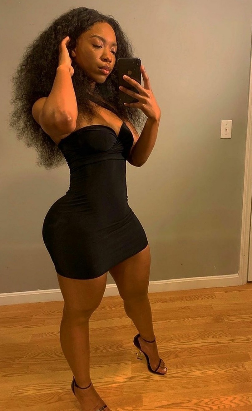 Porn princejazziedad:DeliciouslySexy. Curvy. Dark-skinned. photos