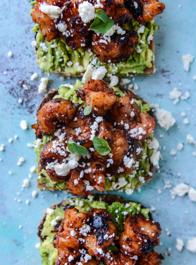 yummyinmytumbly:bbq shrimp and lime avocado toast