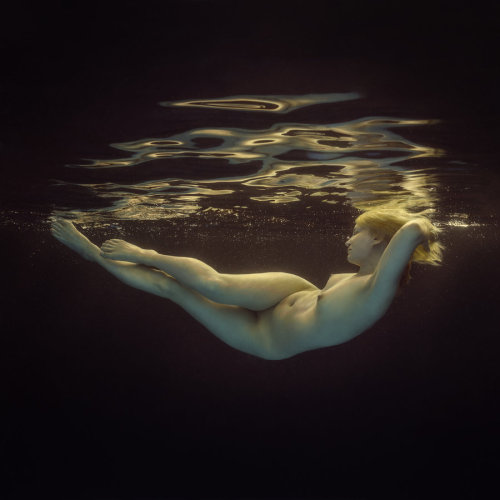 nudiarist2: Light water by fly10
