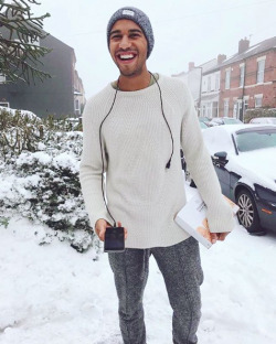 el-mago-de-guapos:Elliot Knight