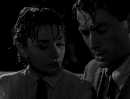 hollywood-vintageita:Gregory Peck and Audrey Hepburn in Roman Holiday byWilliam Wyler - 1953