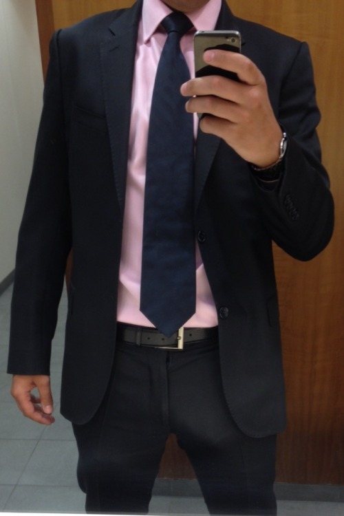 johnnybvlgari:  Suit of the day to celebrate 500 followers… 