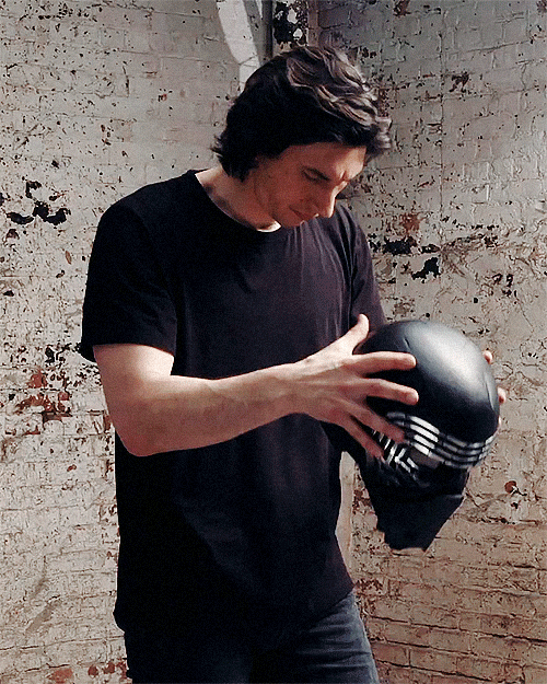 stawars:Driver always played Kylo Ren as younger than his actual age, and it’s the unformed aspect o