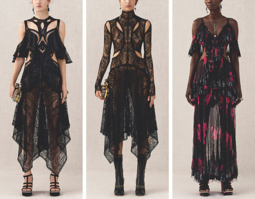 evermore-fashion:Alexander McQueen Pre-Fall 2018 Collection