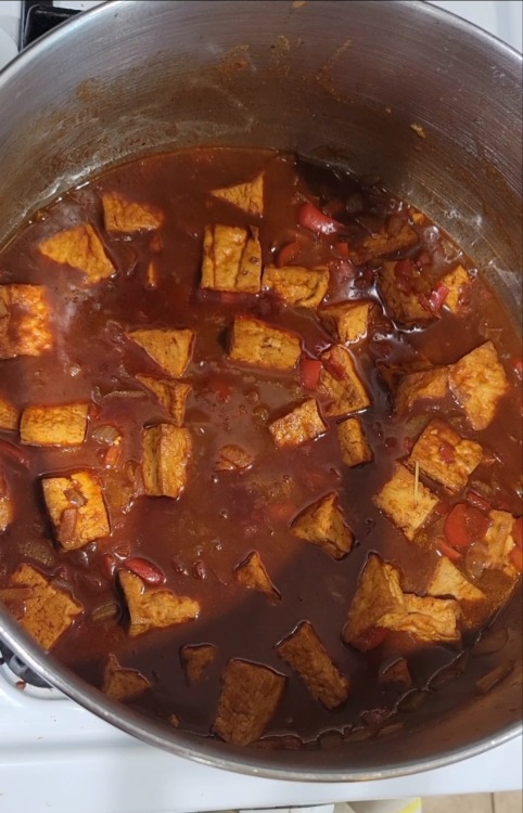 fiftysevenacademics: Tofu Paprikash or Tofu Hendl (Vegan)Serves 6-8 depending on appetiteI’ve been t