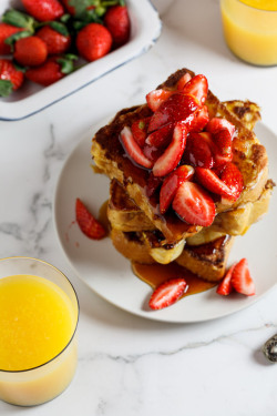 confectionerybliss:  Lemon French Toast with Fresh Strawberries | Simply Delicious Food 