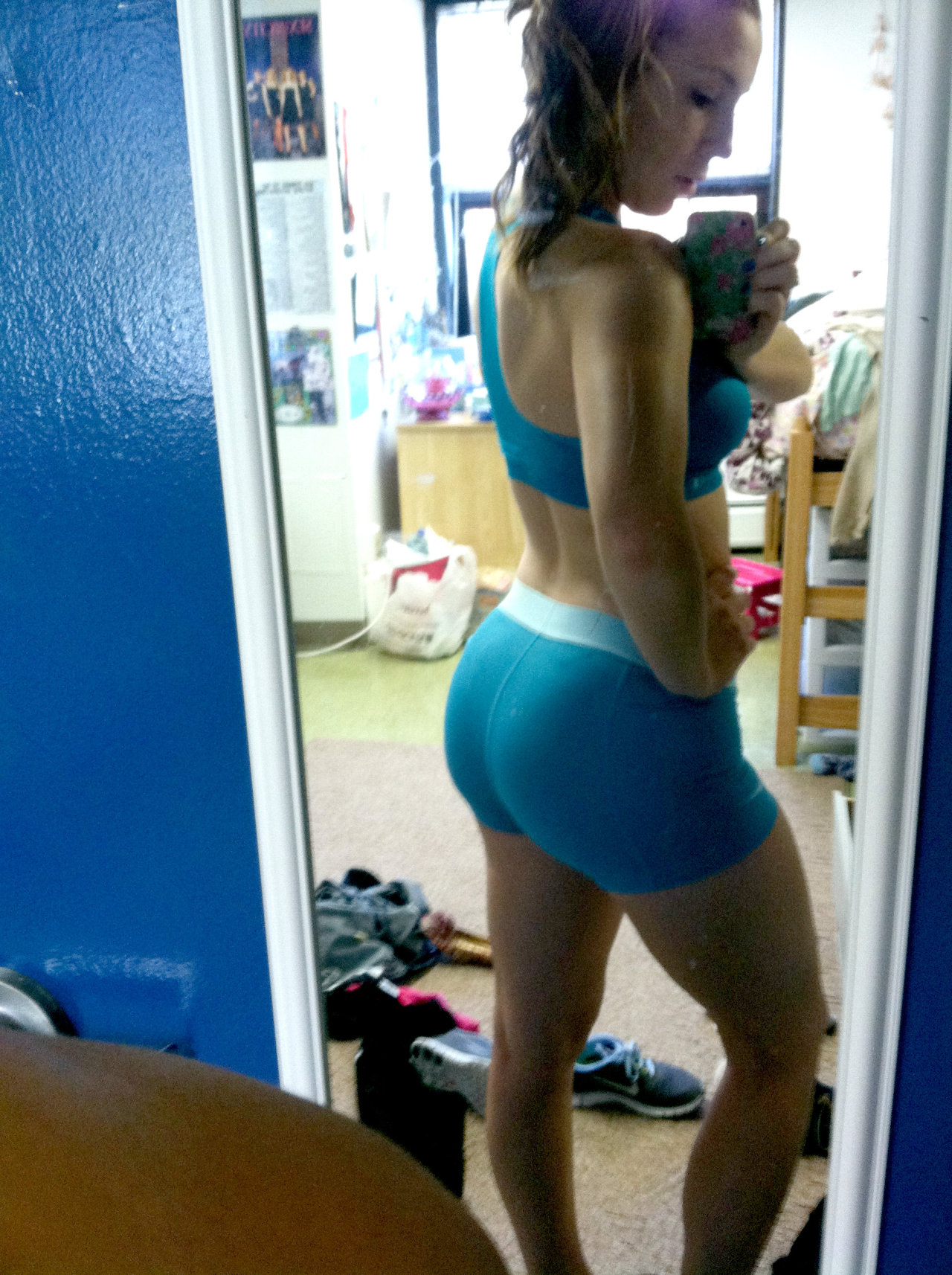 heyheyjules:Haven’t worked this booty in a leg day for two weeks. Felt fucking
