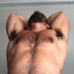 dpaul109:  ripejocks:  Follow for more: http://ripejocks.tumblr.com Image Archive http://ripejocks.tumblr.com/archive/filter-by/photo Video Archive http://ripejocks.tumblr.com/archive/filter-by/video  Fucking sexy chest and thick hairy ripe pits.   