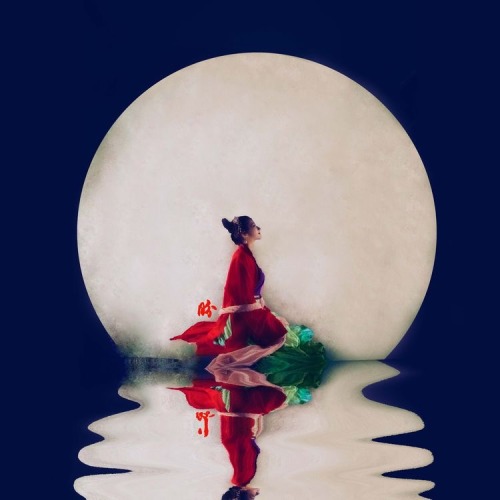 ziseviolet: remo-ny: Disney in Hanfu A Chinese take on “The Little Mermaid”, via Hanfugi