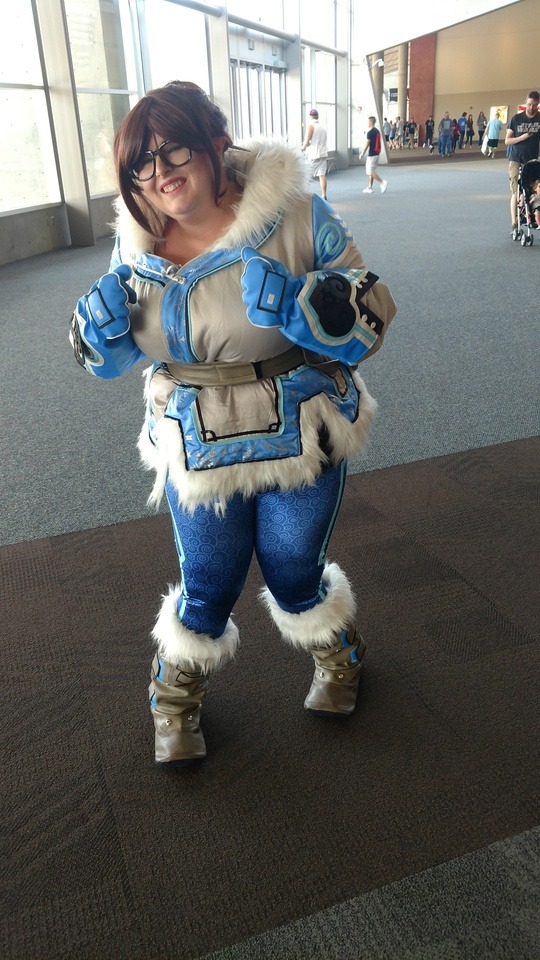 Salt Lake Gaming Con 2017. Sadly My Phone Died Before I Was Able To Get More Photos Of Other OverWatch