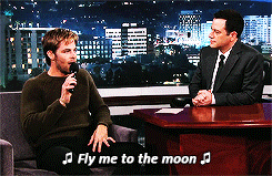 kirknspock:  Chris Pine Sings ‘Fly Me to the Moon’ // Jimmy Kimmel Live (Jan. 16th, 2014)  Did anyone else picture him singing this to Zachary in the shower?