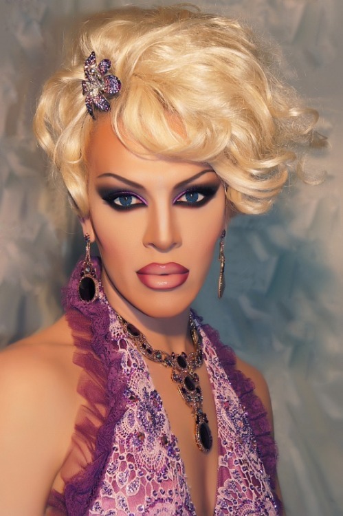 evilgeneralkala:  CD Blondie Blond.