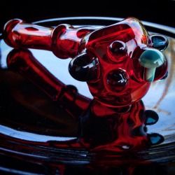 royalrelmglass:  ❤️Red pipe🍄 and illuminati