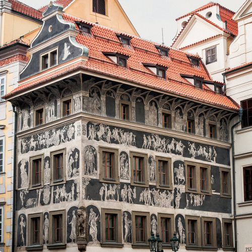 kafkaesque-world:Franz Kafka’s Residence (1889-1896), Prague. During Kafka’s early childhood, his family lived in a 17th-century house – called the House of the Minute (Minuta) with beautiful Italian Renaissance-style sgraffito frescos on biblical