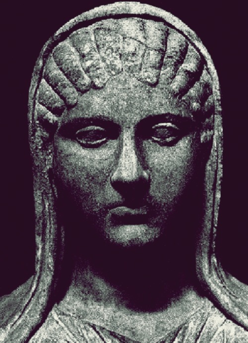 artgif:Marble bust of AspasiaBiography