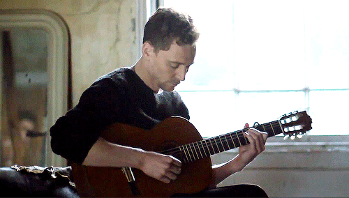 luciawestwick:Tom Hiddleston for Flaunt Magazine.