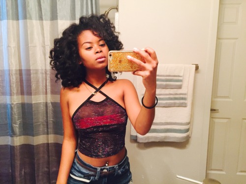 kierrabazilio:  I really like this top
