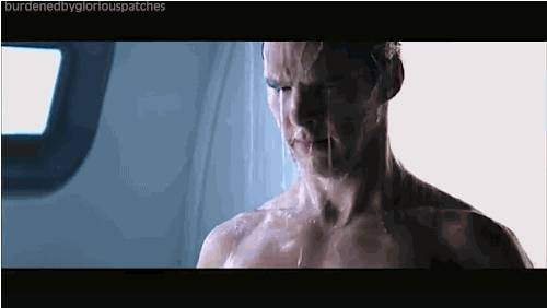 burdenedbygloriouspatches-deact:  Their faces as they prepare to watch the scene