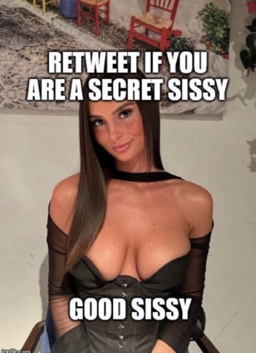 Lovely And Caring Mommy Seeking For A Male Slave And Submissive Slave To Own By Mommy….text Me On Kik
