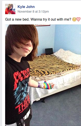      I love emo facebook groups  im maria  i’m the rainbow fingerless glove 