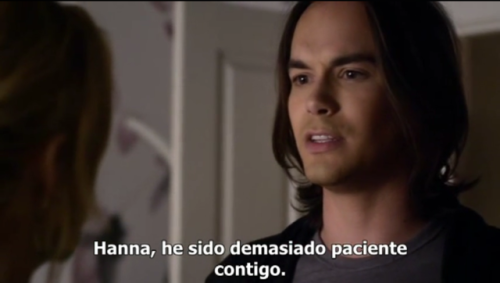 esperame-y: Pretty Little Liars (3x04) Y no quiero poderte esperar más.